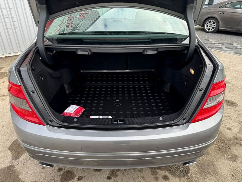 MERCEDES CLASSE C 350 3.0 CDI V6 230 CV BlueEfficiency Avantgarde GARANTIE 12 MOIS