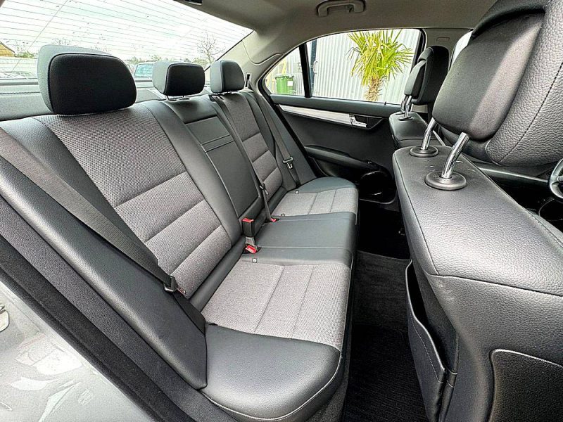 MERCEDES CLASSE C 350 3.0 CDI V6 230 CV BlueEfficiency Avantgarde GARANTIE 12 MOIS