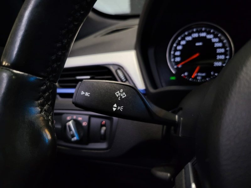 BMW X1 xDrive 20 d 190Cv PACK M / TOIT OUVRANT + SIEGES CHAUFFANTS + CAMERA RECUL / 