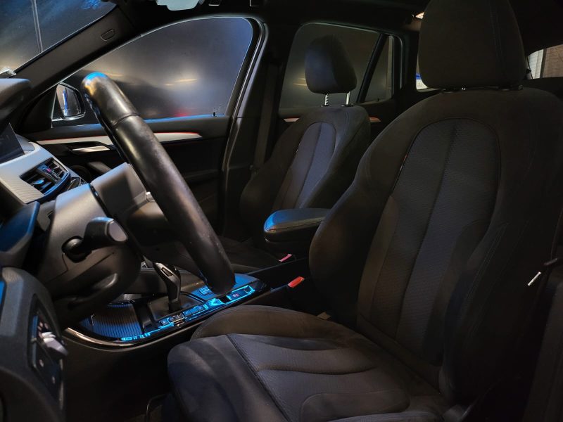 BMW X1 xDrive 20 d 190Cv PACK M / TOIT OUVRANT + SIEGES CHAUFFANTS + CAMERA RECUL / 