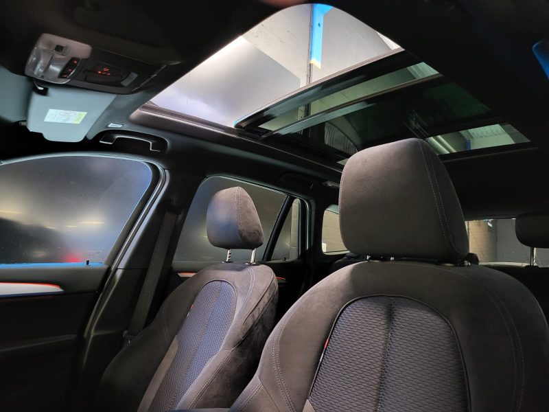 BMW X1 xDrive 20 d 190Cv PACK M / TOIT OUVRANT + SIEGES CHAUFFANTS + CAMERA RECUL / 