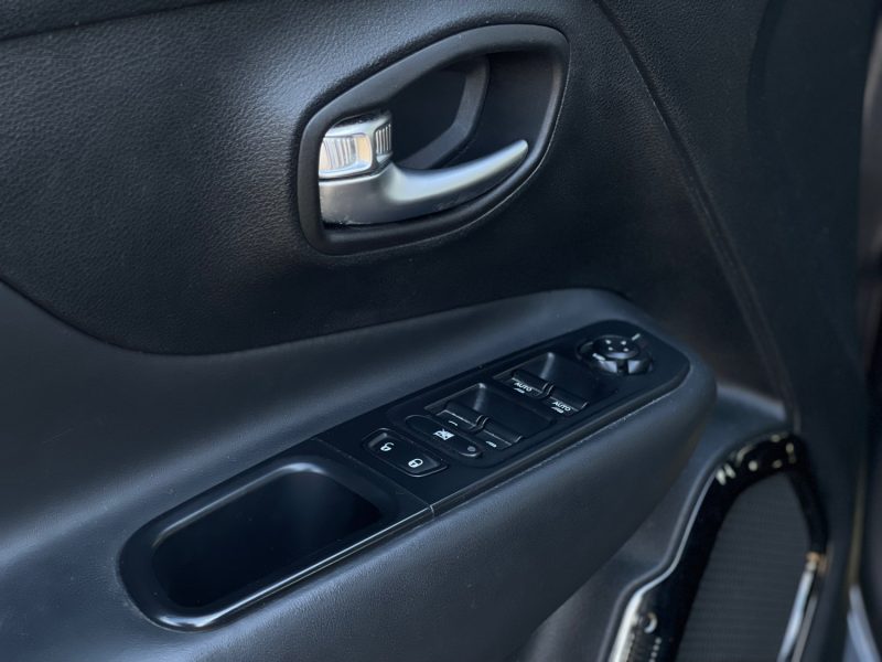 JEEP RENEGADE 1.6L MULTIJET S&S 120CH BROOKLYN EDITION GARANTIE 6 MOIS