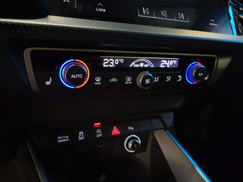 AUDI A1 30 TFSI 116cv DESIGN LUXE / SIEGES CHAUFFANTS + CARPLAY + CAMERA DE RECUL + VIRTUAL COCKPIT 