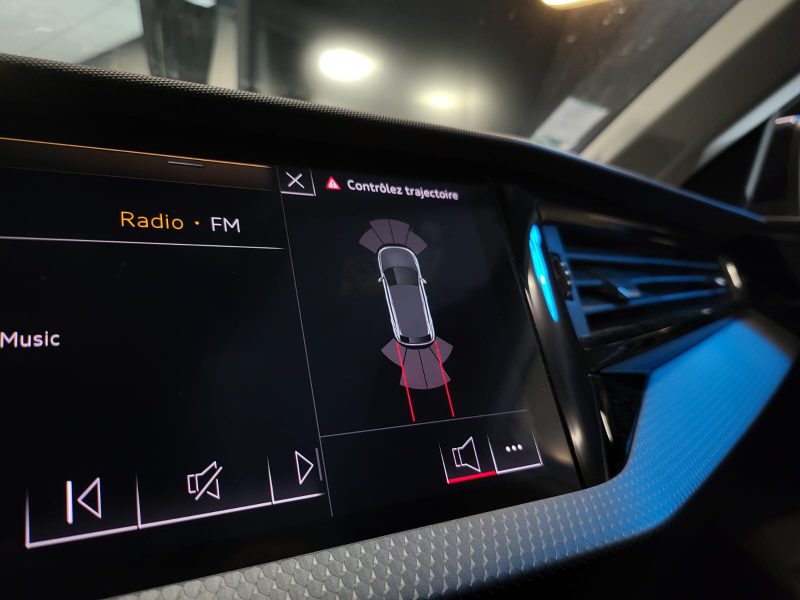 AUDI A1 30 TFSI 116cv DESIGN LUXE / SIEGES CHAUFFANTS + CARPLAY + CAMERA DE RECUL + VIRTUAL COCKPIT 