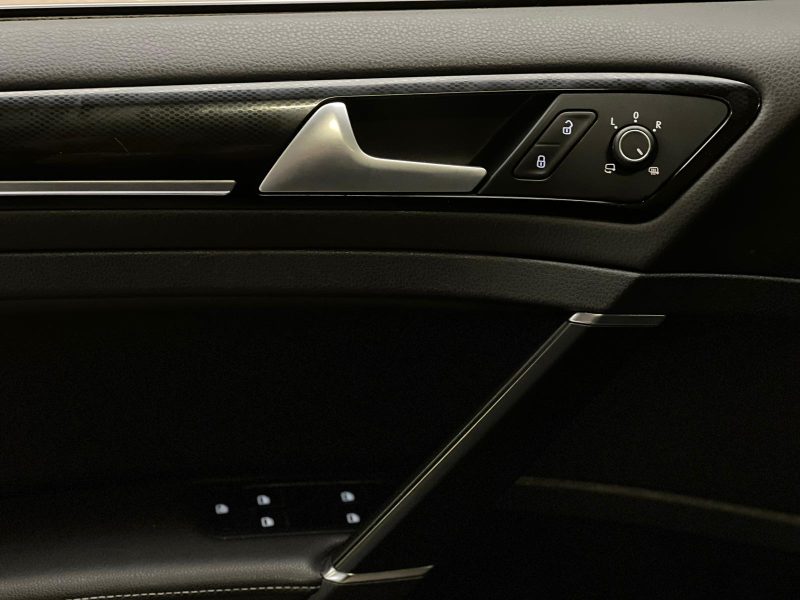 VOLKSWAGEN GOLF VII Variant 2.0 TDI 150Cv 