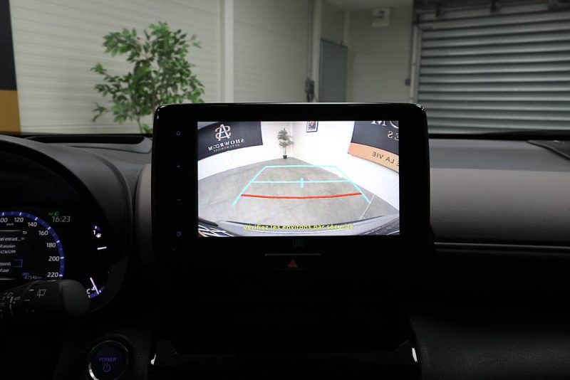 TOYOTA Yaris Cross 2022