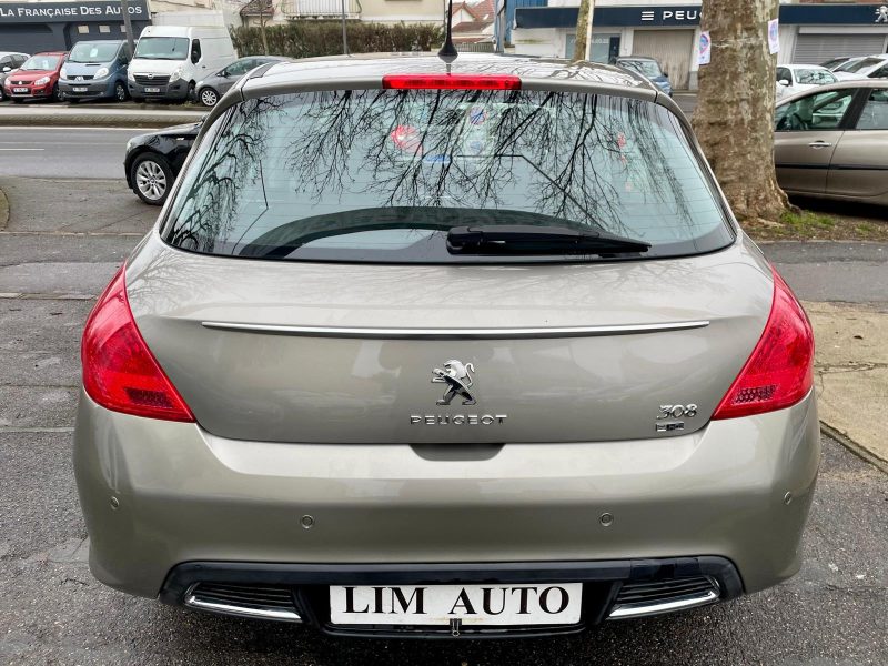 PEUGEOT 308 2013