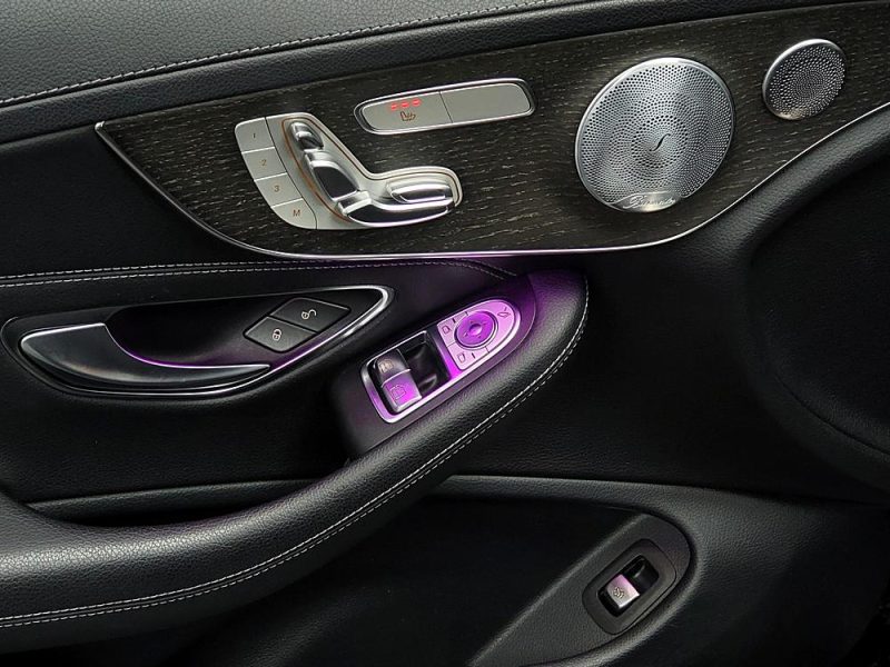 MERCEDES-BENZ CLASSE C Coupé 200 184cv AMG Line Boîte Auto 9G-Tronic