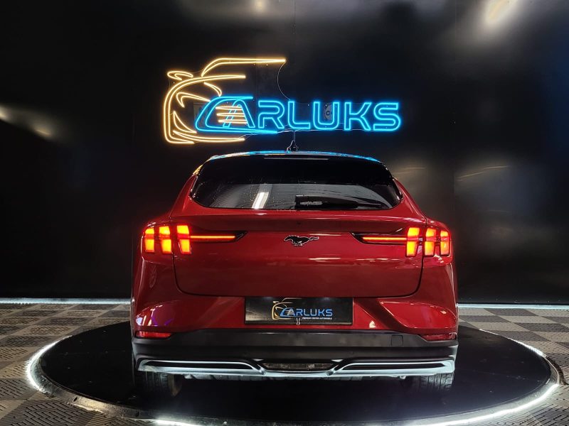 FORD MUSTANG MACH-E 269cv STANDARD RANGE PREMIUM RWD / 1ERE MAIN / PACK TECHNOLOGIQUE + / SIEGES ELE