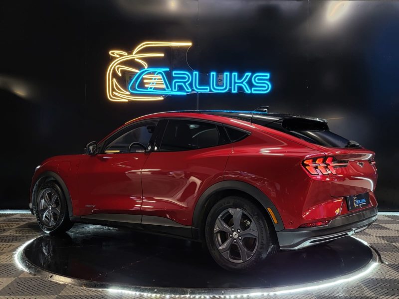 FORD MUSTANG MACH-E 269cv STANDARD RANGE PREMIUM RWD / 1ERE MAIN / PACK TECHNOLOGIQUE + / SIEGES ELE