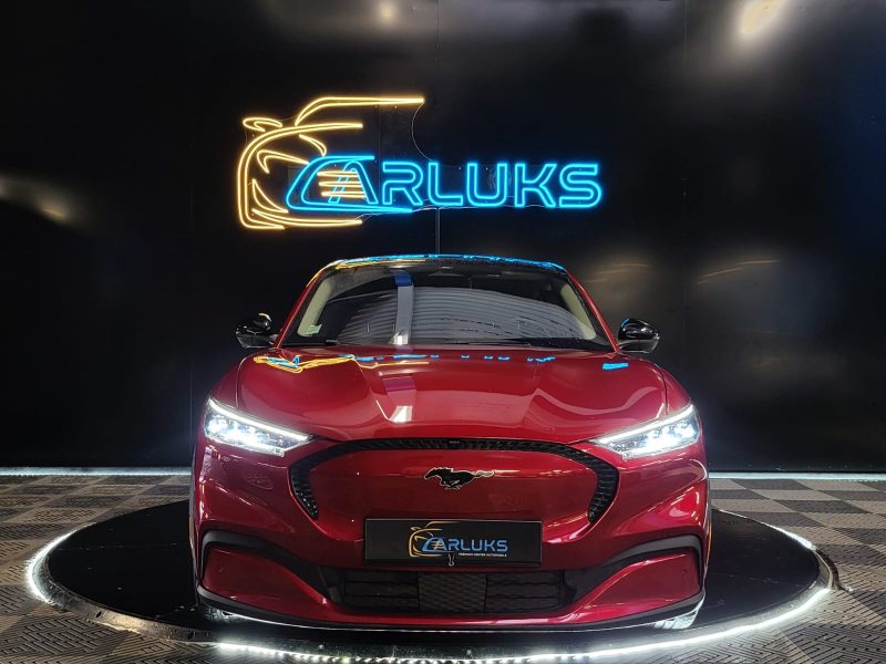 FORD MUSTANG MACH-E 269cv STANDARD RANGE PREMIUM RWD / 1ERE MAIN / PACK TECHNOLOGIQUE + / SIEGES ELE