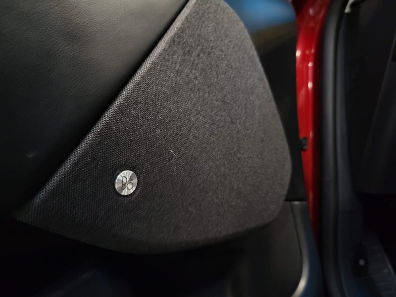 FORD MUSTANG MACH-E 269cv STANDARD RANGE PREMIUM RWD / 1ERE MAIN / PACK TECHNOLOGIQUE + / SIEGES ELE