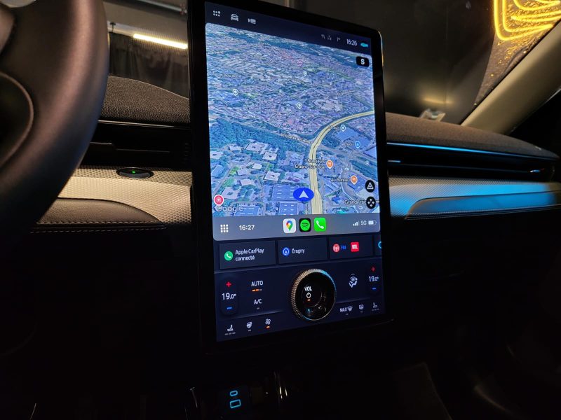 FORD MUSTANG MACH-E 269cv STANDARD RANGE PREMIUM RWD / 1ERE MAIN / PACK TECHNOLOGIQUE + / SIEGES ELE