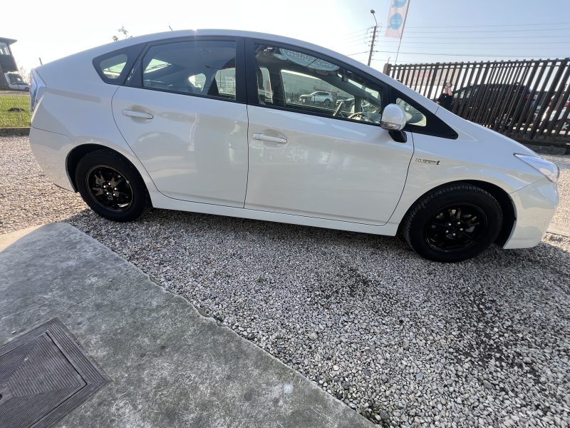 TOYOTA PRIUS Dynamic 07/2014