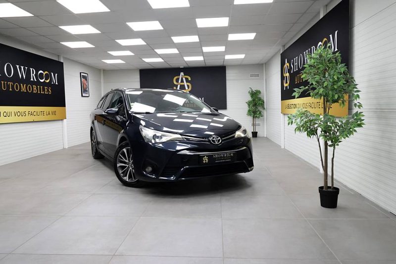 TOYOTA Avensis Touring Spt 112 D-4D - Executive
