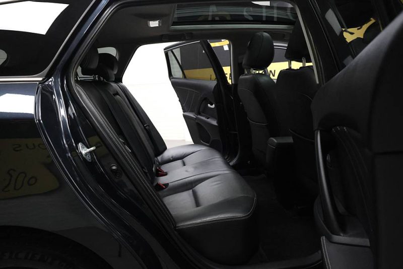 TOYOTA Avensis Touring Spt 112 D-4D - Executive