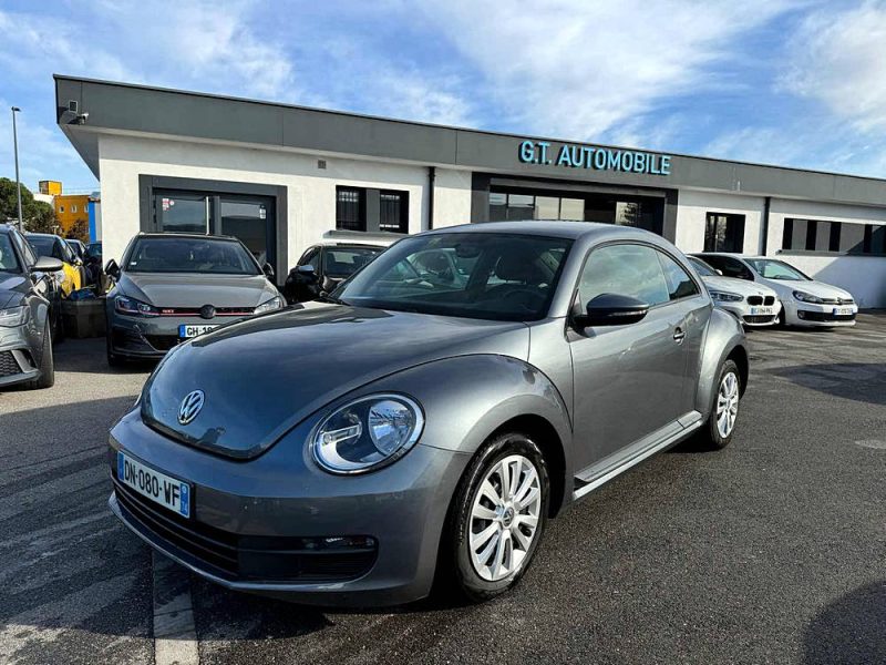 VOLKSWAGEN BEETLE 2015
