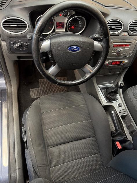 FORD FOCUS II  2009