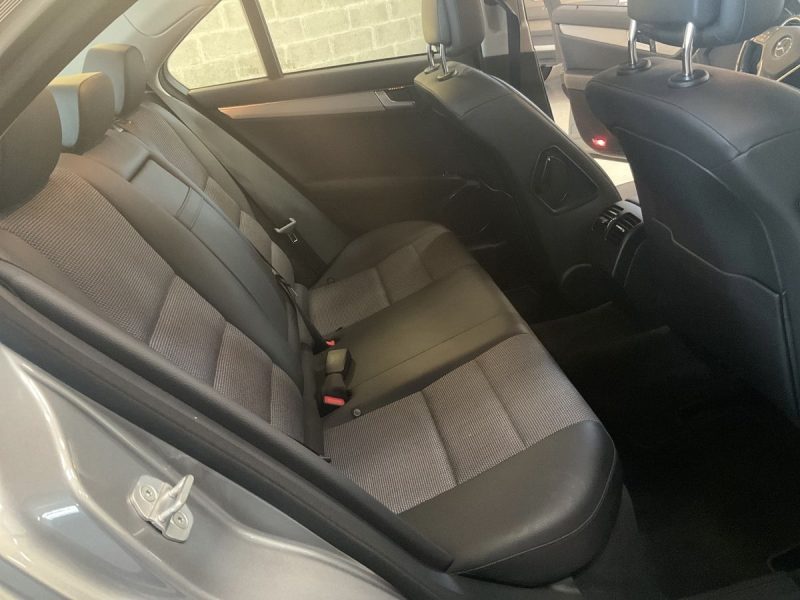 MERCEDES CLASSE C III PHASE 2 AVANTGARDE 180 CDI 2.2 120 BVA7 48 300 Kms TOIT OUVRANT Garantie 1 an