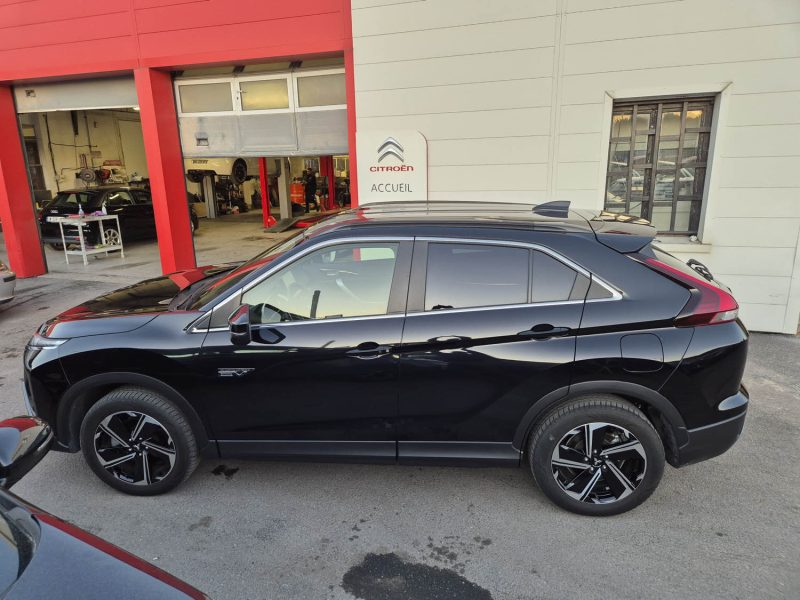 MITSUBISHI ECLIPSE CROSS 2022