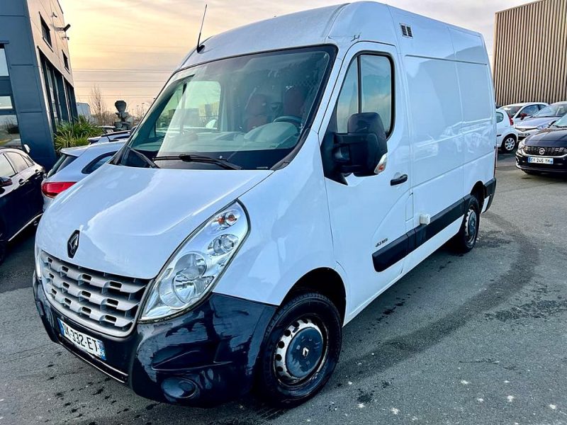 RENAULT MASTER III Traction Fourgon L1H1 F3300 2.3 dCi 16V FAP 125 cv
