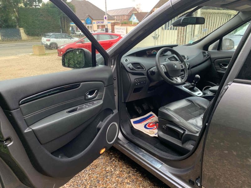 RENAULT MEGANE SCENIC 2012 1.6 DCI 