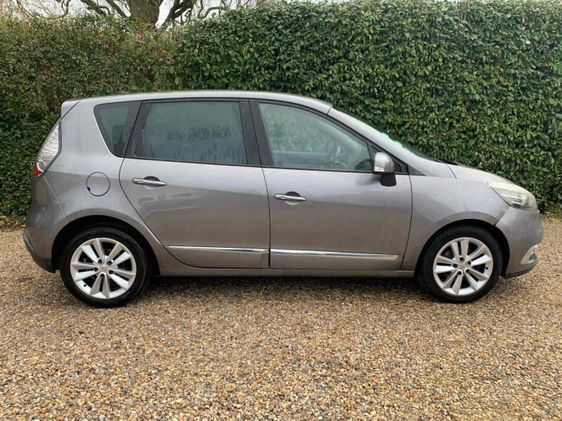 RENAULT MEGANE SCENIC 2012 1.6 DCI 
