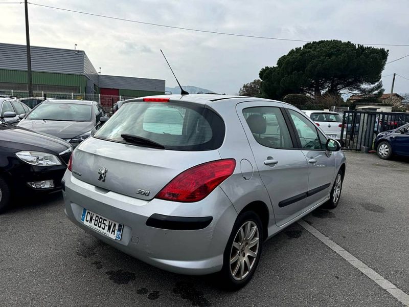 PEUGEOT 308 2009