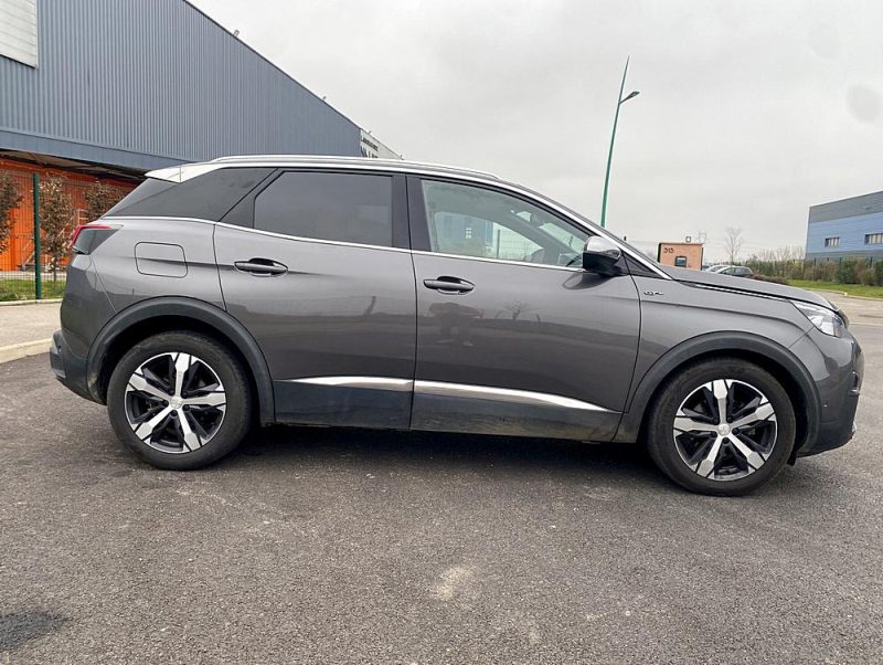 PEUGEOT 3008 GT 2.0 L BLUEHDI 180 ch, Toit ouvrant, Focal, Hayon électrique