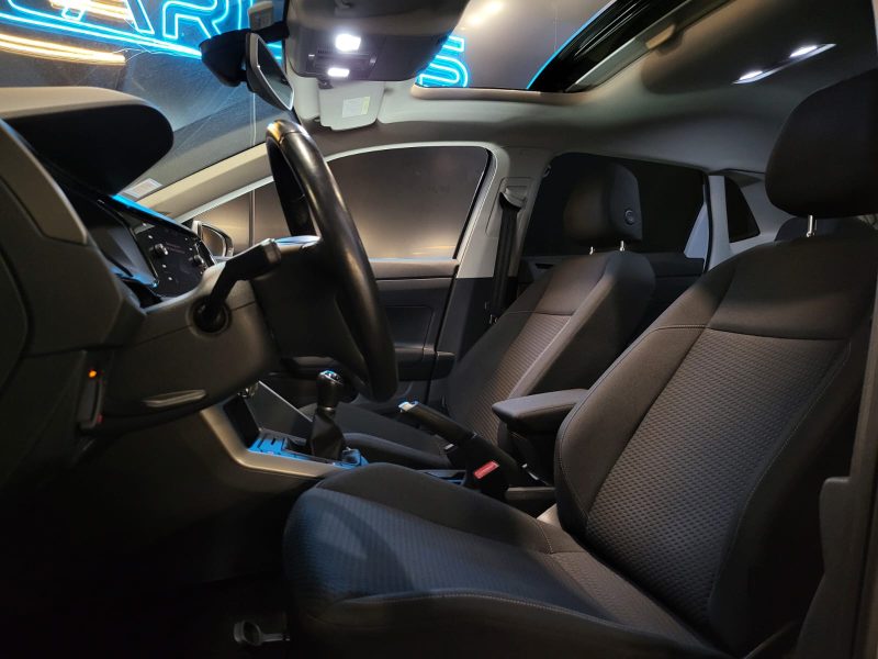 VOLKSWAGEN POLO 1.0 TSI 95cv CONFORTLINE / SUIVI COMPLET VOLKSWAGEN / CARPLAY / TOIT OUVRANT / FRONT