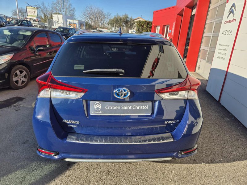 TOYOTA AURIS 2017