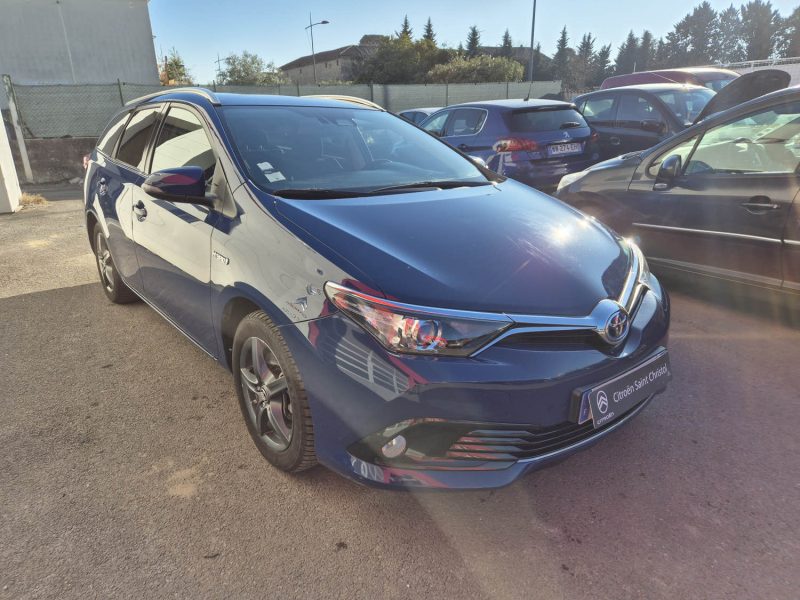 TOYOTA AURIS 2017