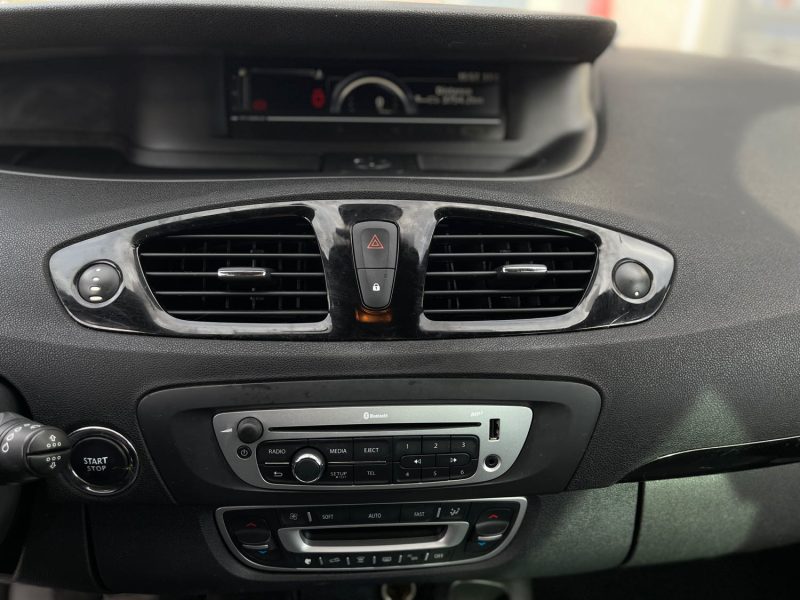 RENAULT SCENIC 1.5L DCI 110CH LIMITED GARANTIE 6 MOIS