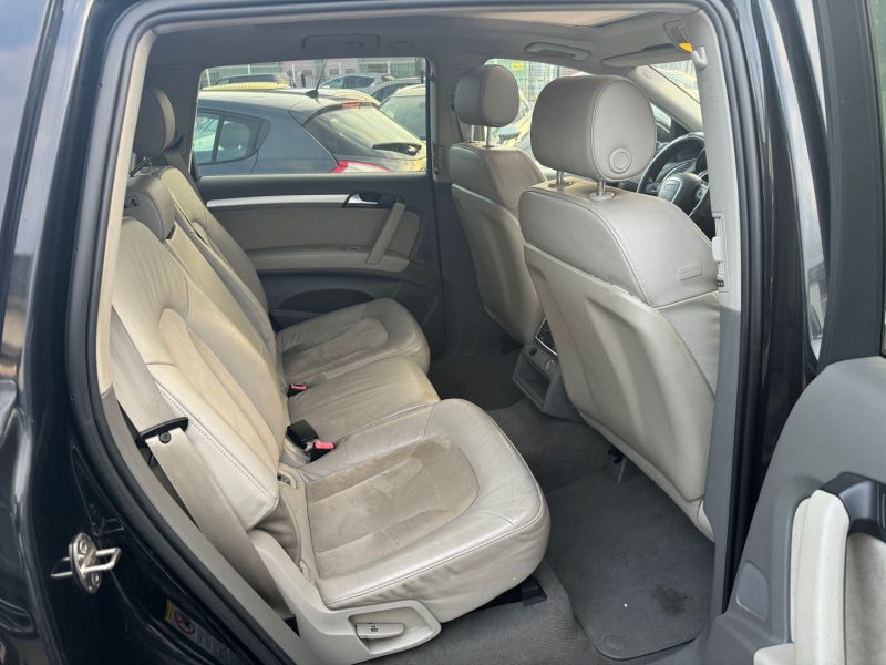 AUDI Q7 2006