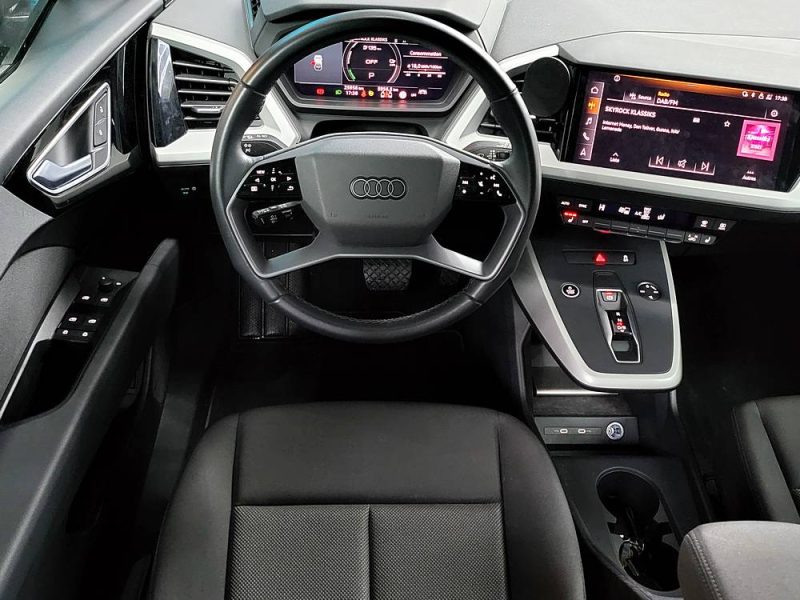 AUDI Q4 45 e-tron 286cv 82 kw Boîte Auto 1ère Main