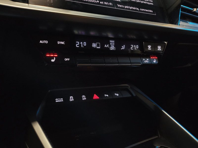 AUDI A3 SPORTBACK 2.0 40 TDi 200cv TURBO QUATTRO S-LINE VIRTUAL COCKPIT / KEYLESS / SIEGES CHAUF