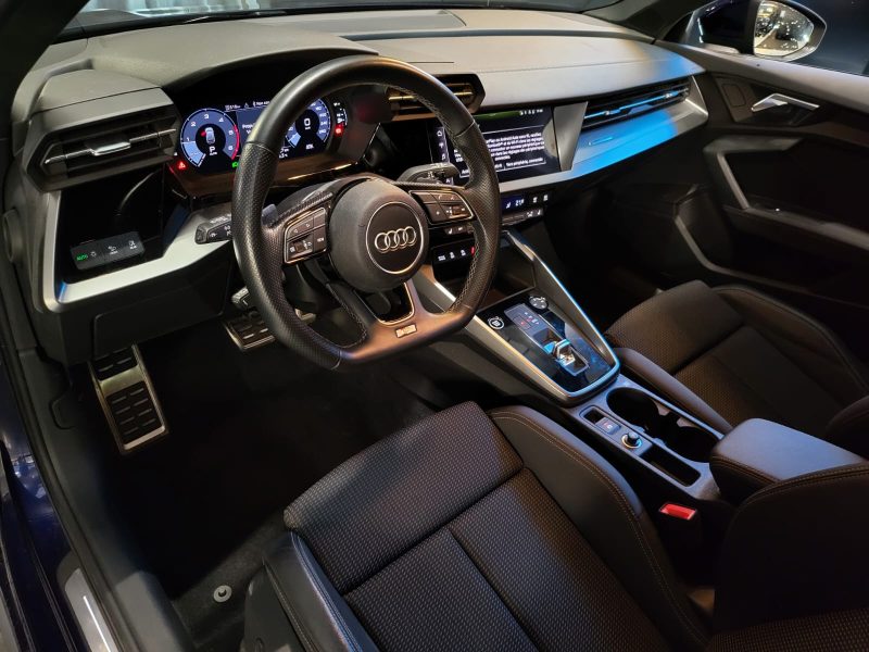 AUDI A3 SPORTBACK 2.0 40 TDi 200cv TURBO QUATTRO S-LINE VIRTUAL COCKPIT / KEYLESS / SIEGES CHAUF