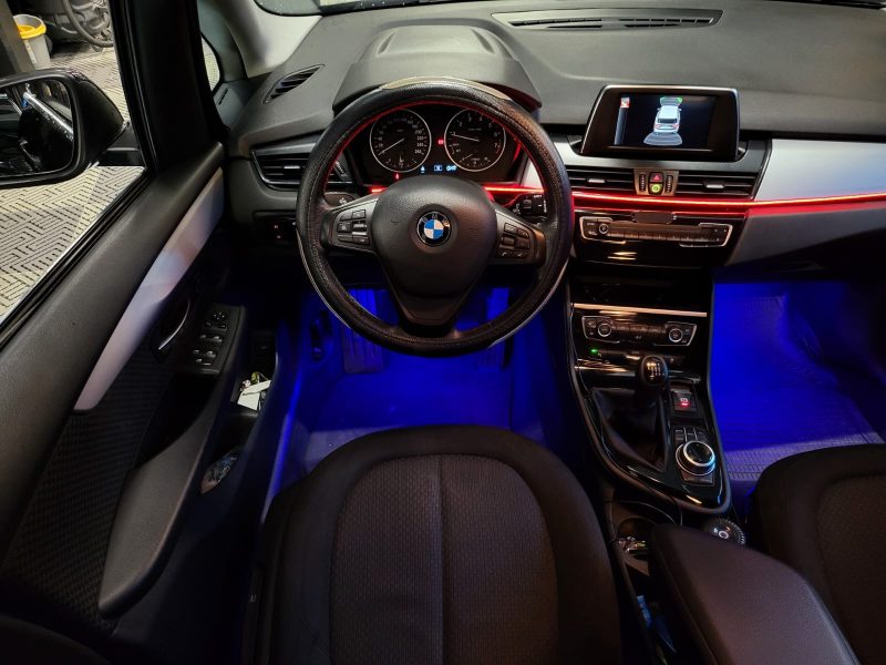 BMW SERIE 2 GRAN TOURER 218i 1.5 136cv SUIVI BMW/ LUMIERE D'AMBIANCE/ RADAR AV/AR 