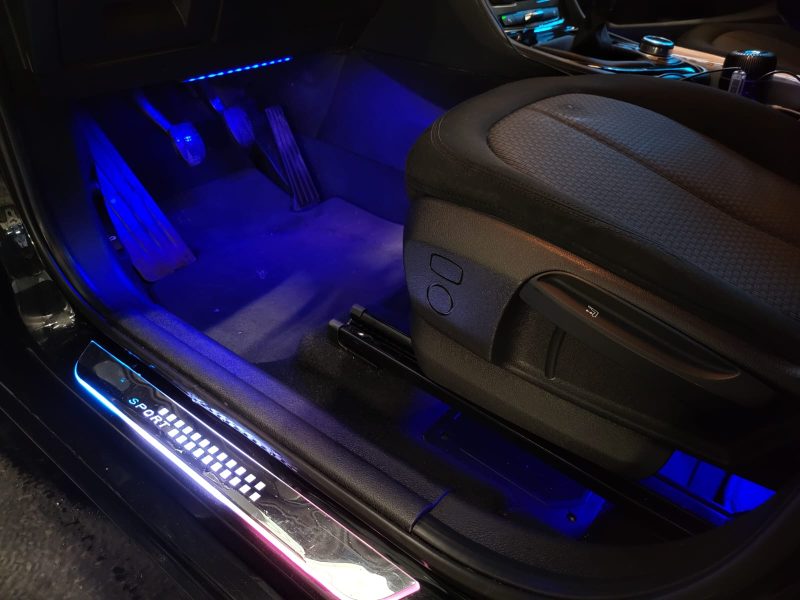 BMW SERIE 2 GRAN TOURER 218i 1.5 136cv SUIVI BMW/ LUMIERE D'AMBIANCE/ RADAR AV/AR 