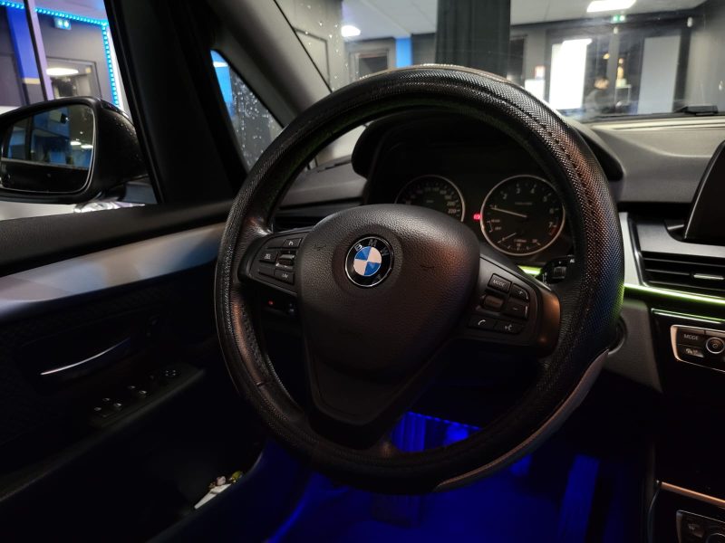 BMW SERIE 2 GRAN TOURER 218i 1.5 136cv SUIVI BMW/ LUMIERE D'AMBIANCE/ RADAR AV/AR 