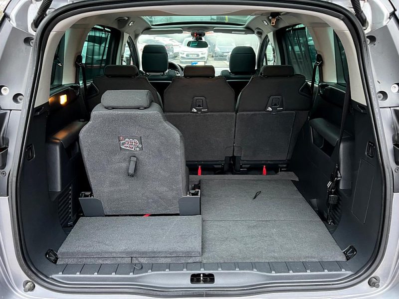 PEUGEOT 5008 PHASE 2 ALLURE 1.2 130 7 PLACES TOIT PANO GPS CAMERA 58 900 Kms CritAir1- GARANTIE 1 AN