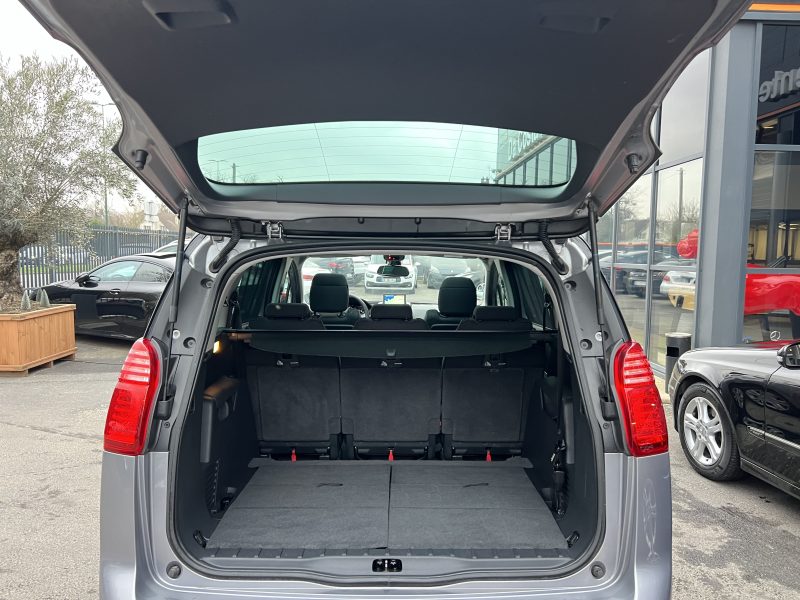 PEUGEOT 5008 PHASE 2 ALLURE 1.2 130 7 PLACES TOIT PANO GPS CAMERA 58 900 Kms CritAir1- GARANTIE 1 AN