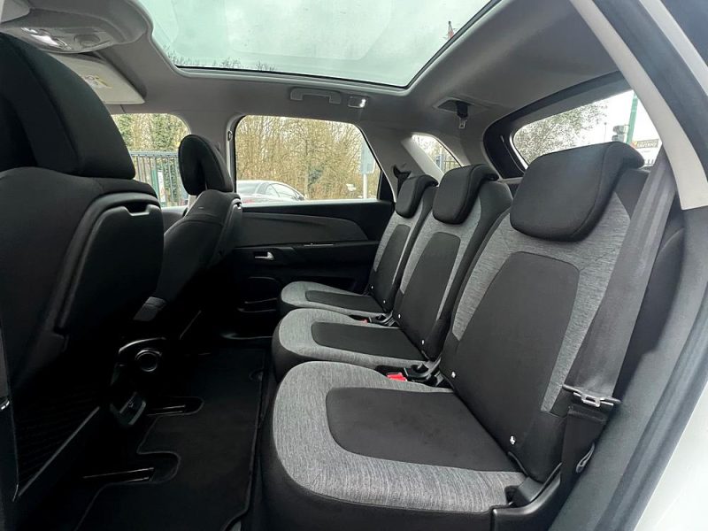CITROEN C4 PICASSO II FEEL 1.2 130 ECRAN TACTILE VIRTUAL COCKPIT TOIT PANO CRIT AIR 1 Garantie 1 an