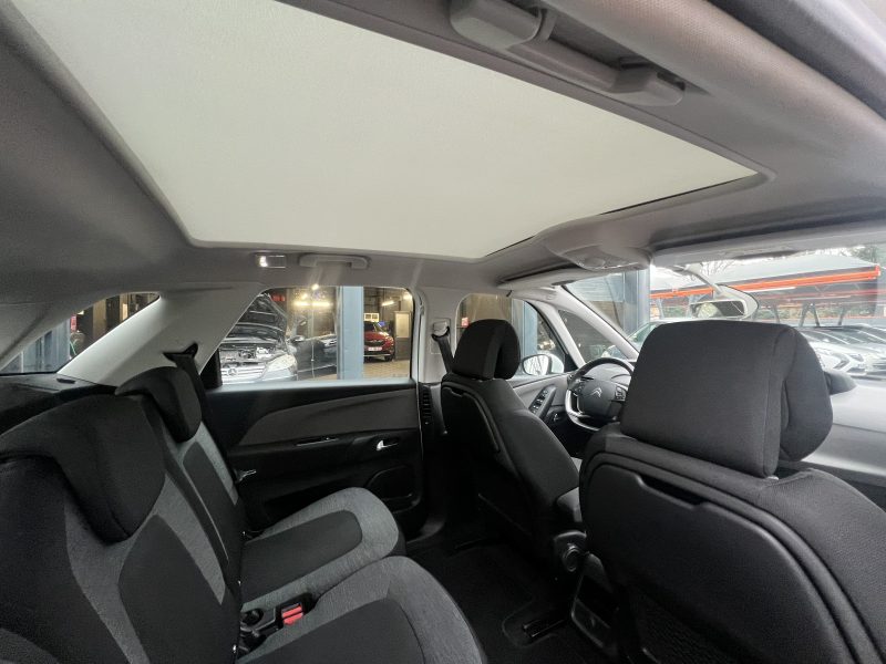 CITROEN C4 PICASSO II FEEL 1.2 130 ECRAN TACTILE VIRTUAL COCKPIT TOIT PANO CRIT AIR 1 Garantie 1 an