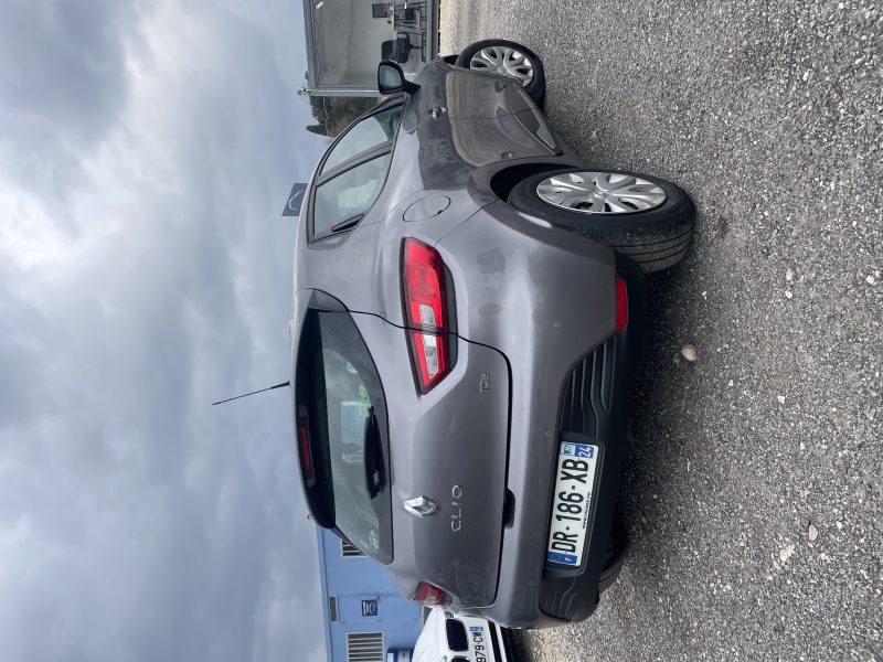 RENAULT CLIO 4 0.9i TCE 90 TREND 2015