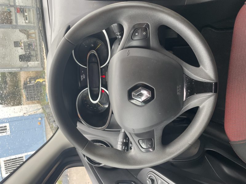 RENAULT CLIO 4 0.9i TCE 90 TREND 2015