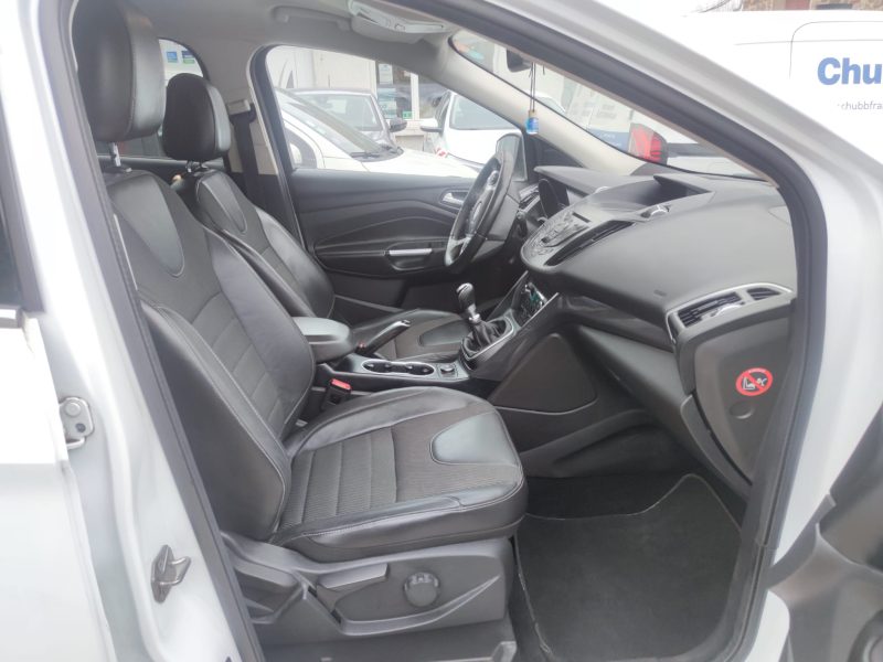 FORD KUGA Titanium 2.0 TDCi 150 S&S 4x4