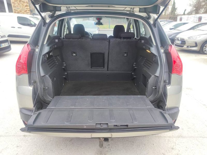 PEUGEOT 3008 Premium 1.6 HDi 16V 112ch