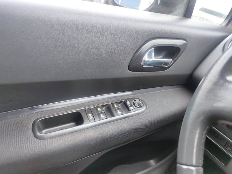 PEUGEOT 3008 Premium 1.6 HDi 16V 112ch