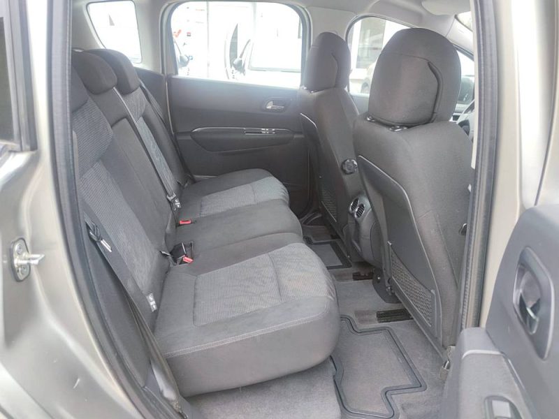 PEUGEOT 3008 Premium 1.6 HDi 16V 112ch